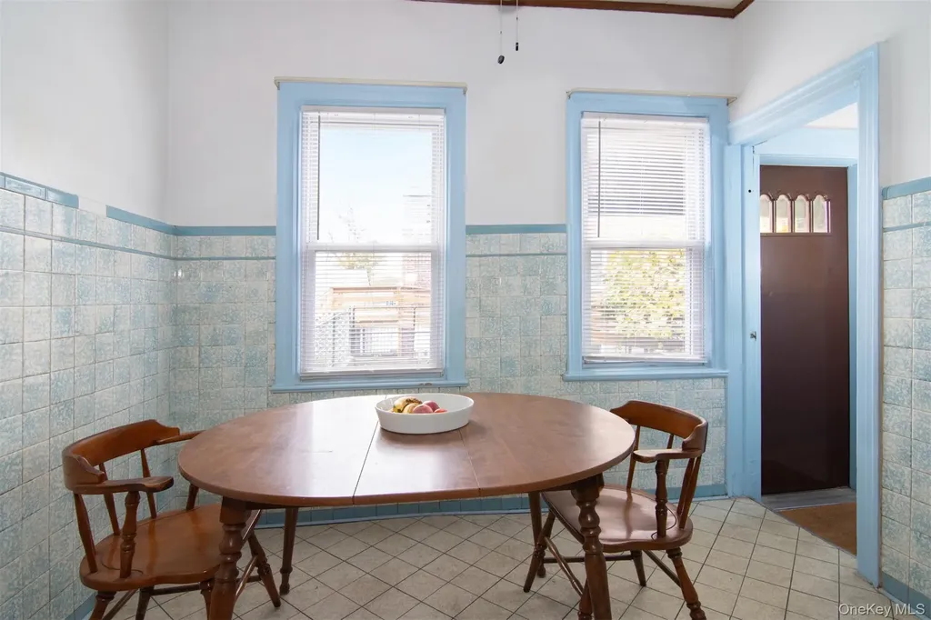 1087 Pierce Avenue Bronx NY 10461