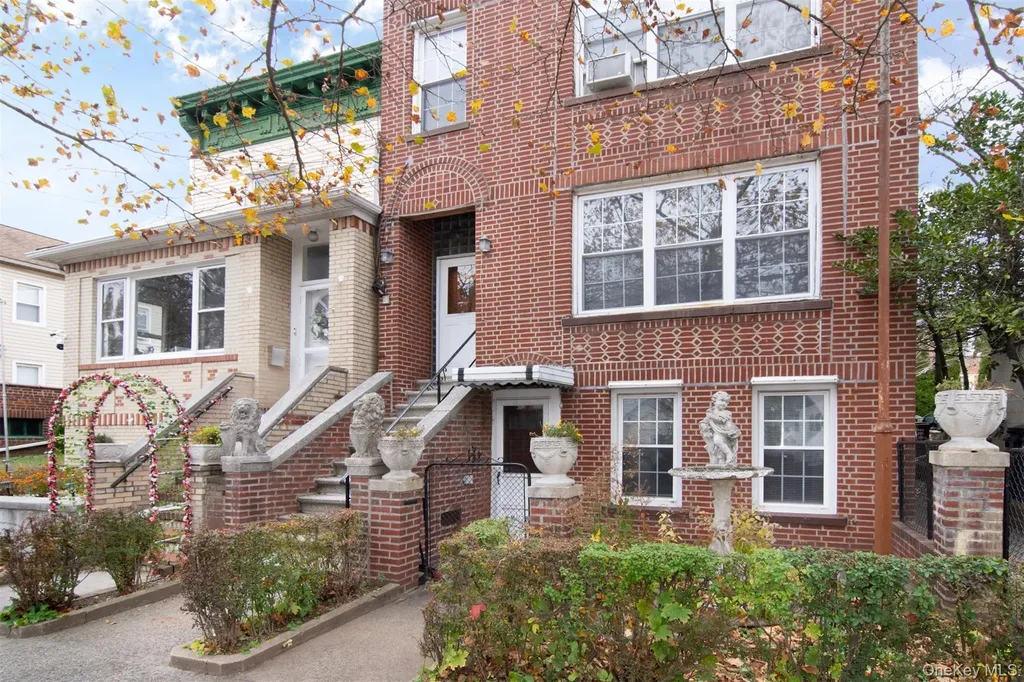 1087 Pierce Avenue Bronx NY 10461