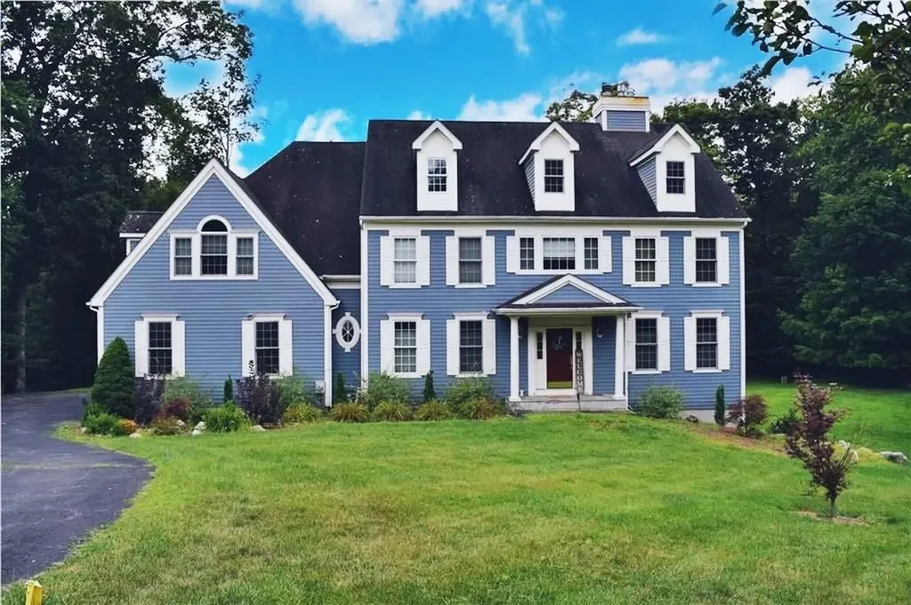 2670 Deer Track Court Mohegan Lake NY 10547