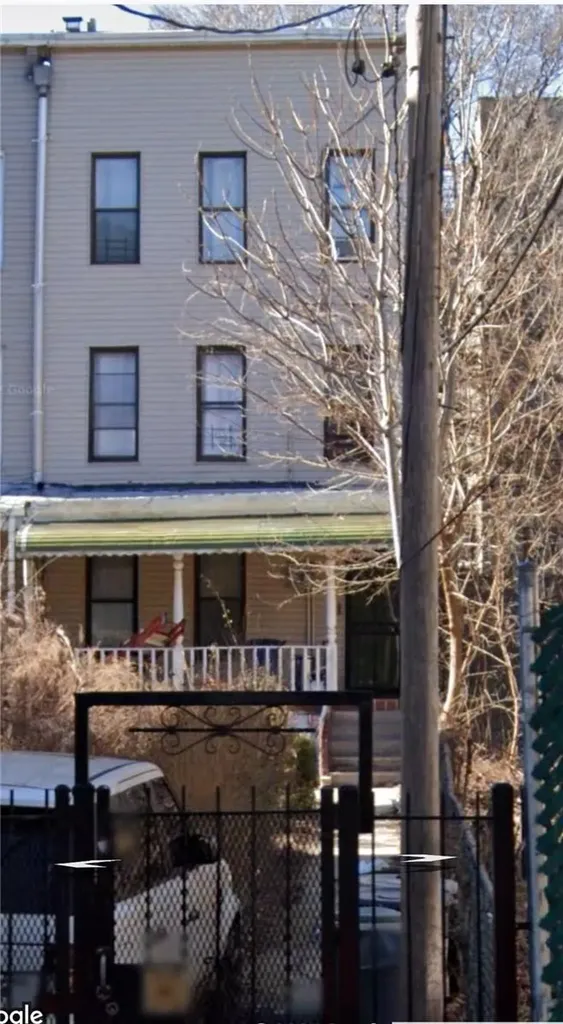 2139 Mapes Avenue Bronx NY 10460