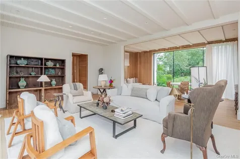 45 Ram Island Drive Southampton NY 11968