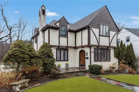 110 Parkview Drive Bronxville NY 10708