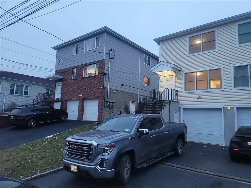 47 Gibson Place Yonkers NY 10705
