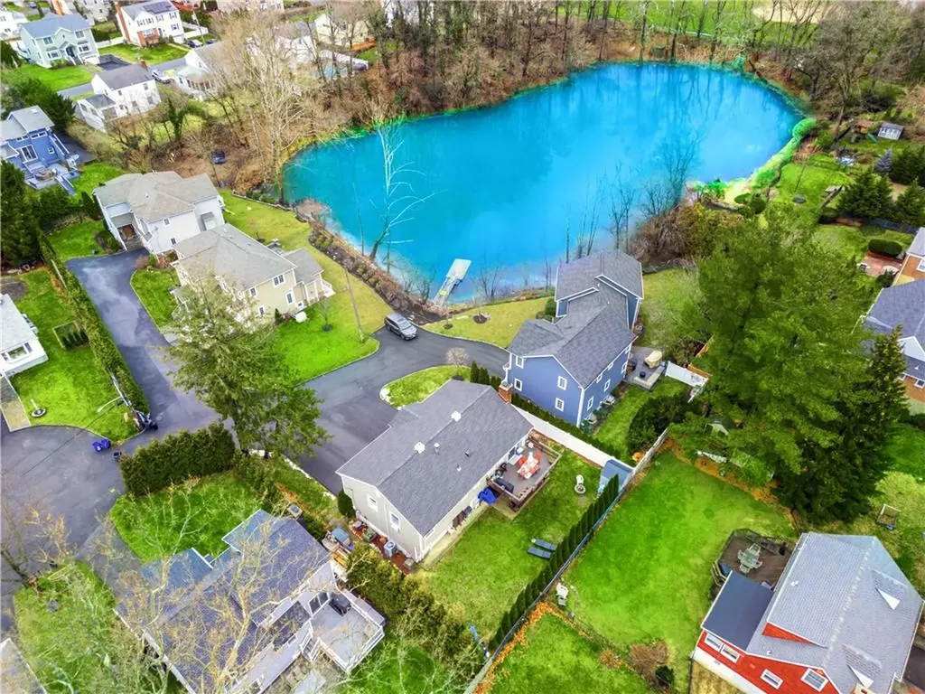 16 Eton Place Eastchester NY 10709
