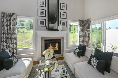 160 J Hudson View Terrace Hyde Park NY 12538