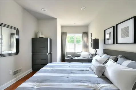 160 J Hudson View Terrace Hyde Park NY 12538