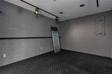 40 N Route 9w West Haverstraw NY 10993