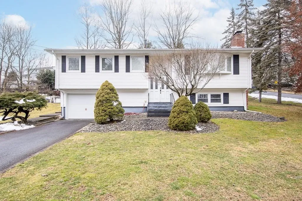 15 Adams Drive Stony Point NY 10980