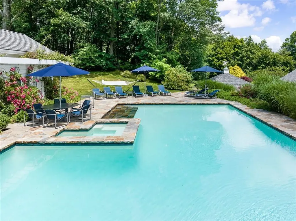 280 Douglas Road Chappaqua NY 10514