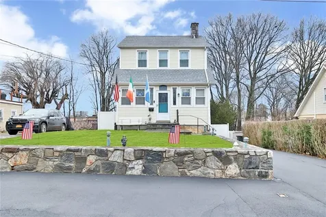 17 Reynolds Place Scarsdale NY 10583