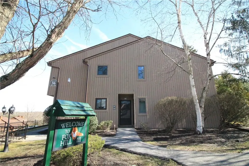 3608 Fox Lane Poughkeepsie NY 12603