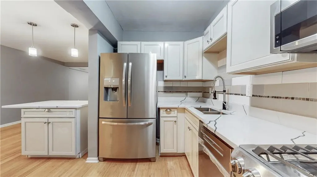 800 Grand Concourse Avenue Bronx NY 10451