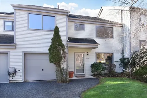 1302 Hunters Run Dobbs Ferry NY 10522