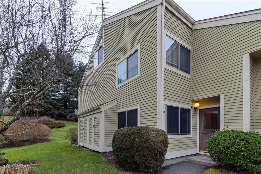 93 Fox Run South Salem NY 10590