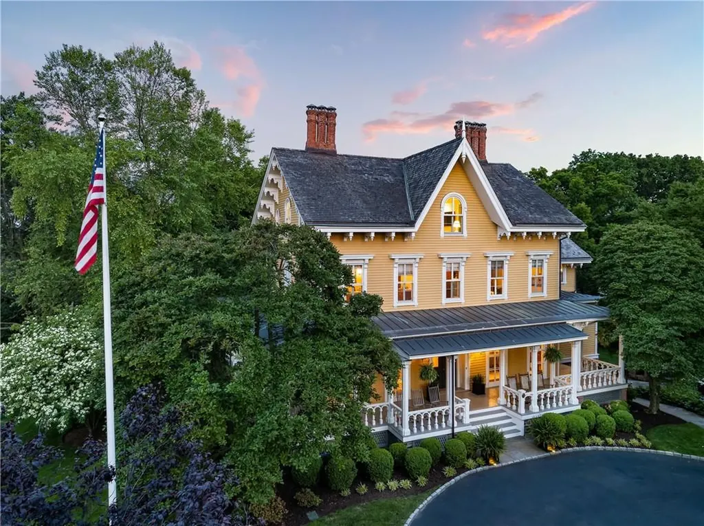3 Barberry Lane Rye NY 10580