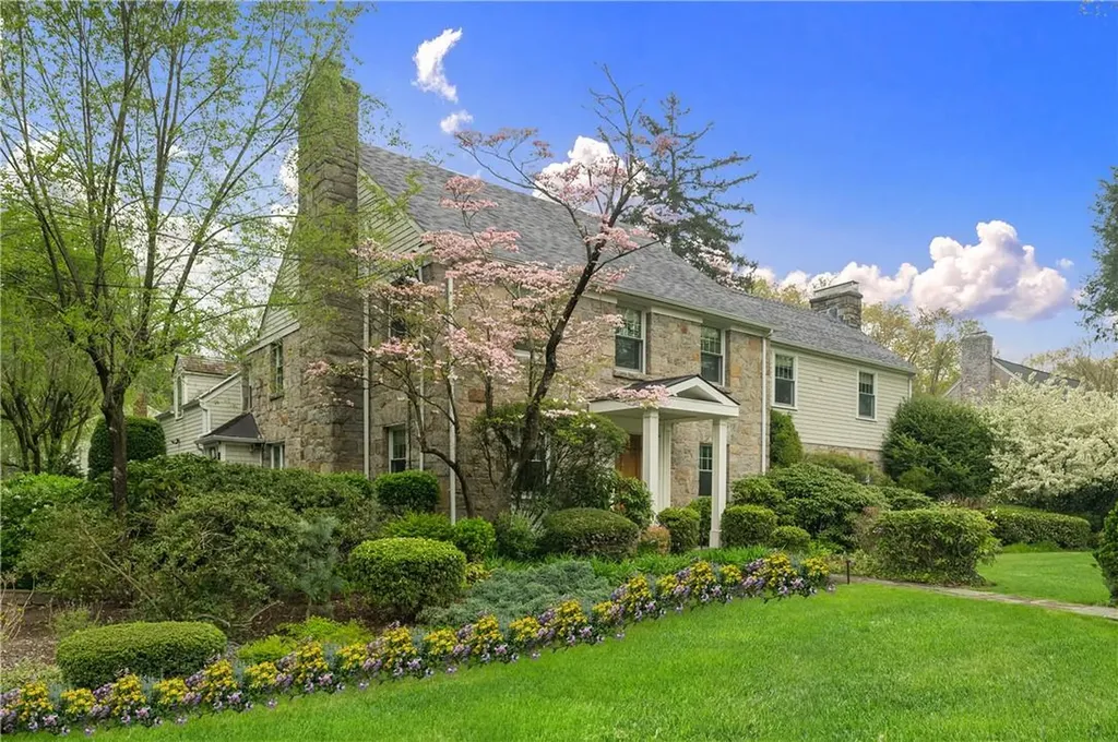 21 Brite Avenue Scarsdale NY 10583