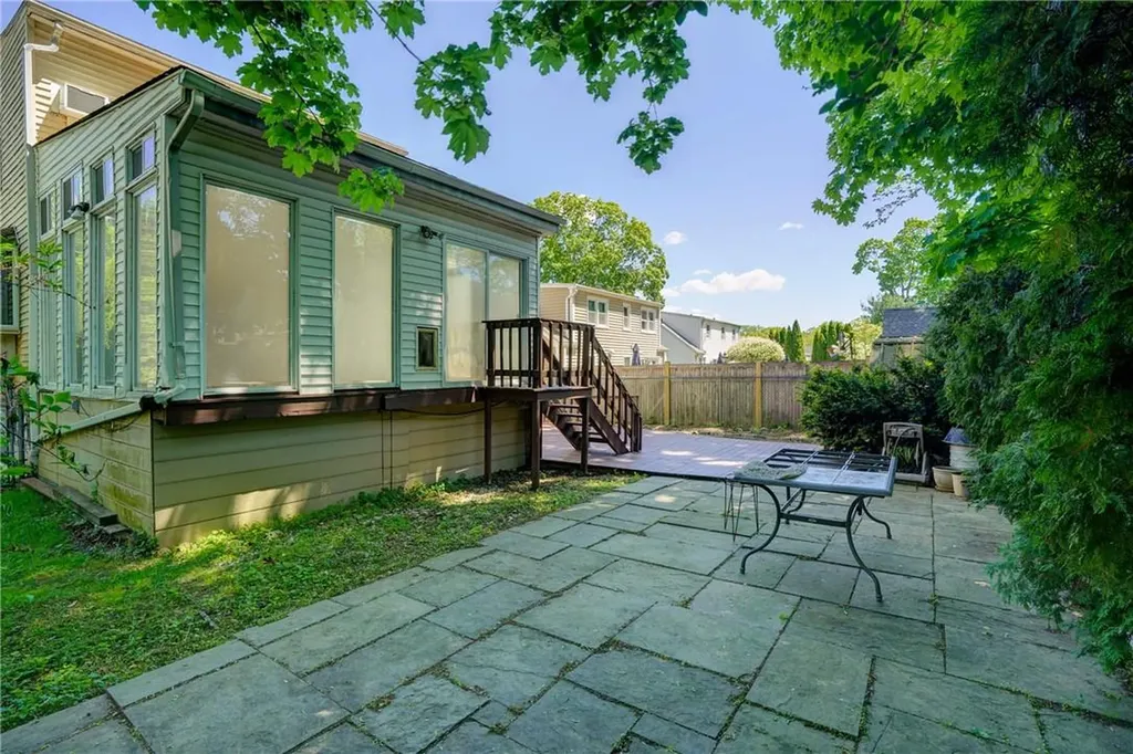 15 Ridgeway White Plains NY 10605