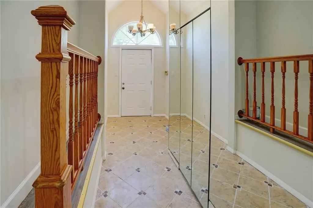 15 Ridgeway White Plains NY 10605