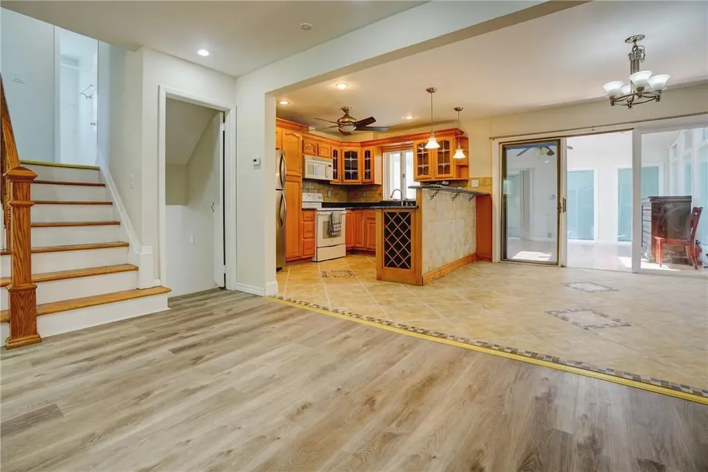 15 Ridgeway White Plains NY 10605