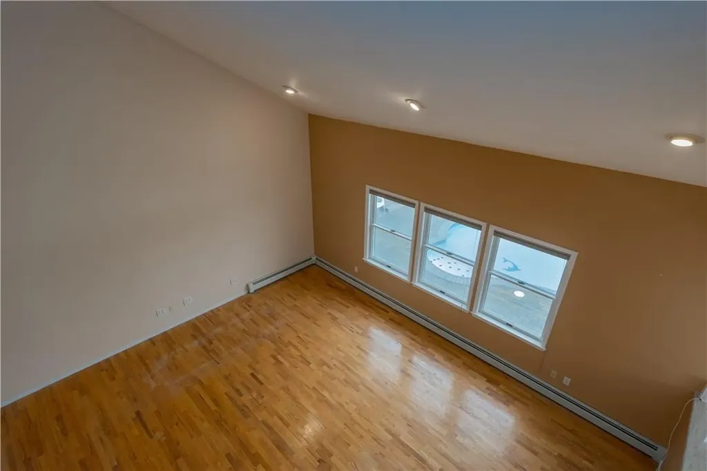 8 Thorn Lane Nanuet NY 10954