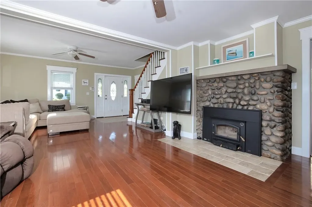 16 Ridge Street Garnerville NY 10923
