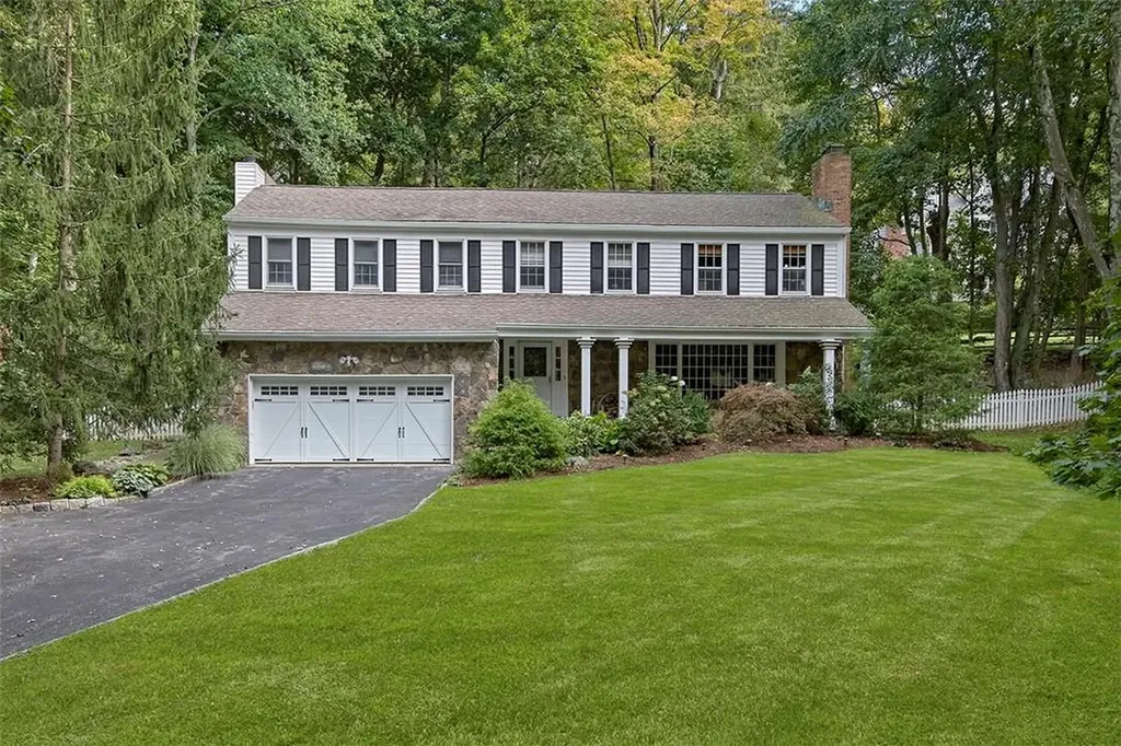359 Quaker Road Chappaqua NY 10514