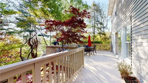 16 Sunhaven Court Tarrytown NY 10591