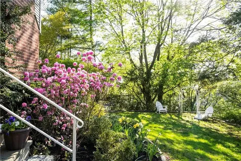 16 Sunhaven Court Tarrytown NY 10591