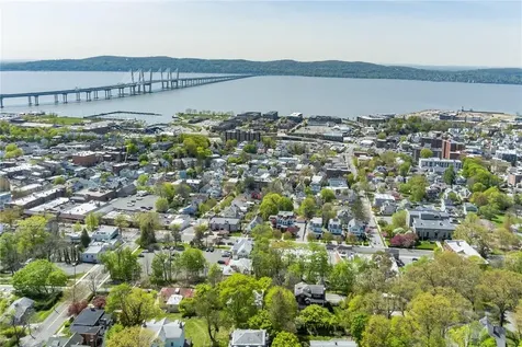 16 Sunhaven Court Tarrytown NY 10591