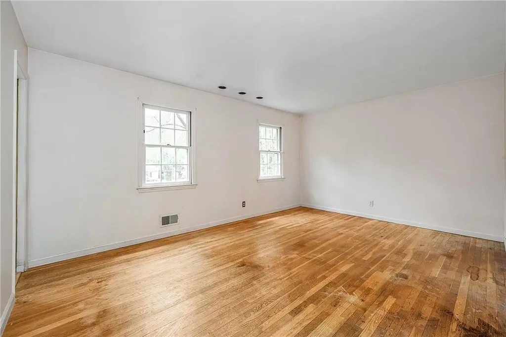 13 Loch Lane Rye Brook NY 10573