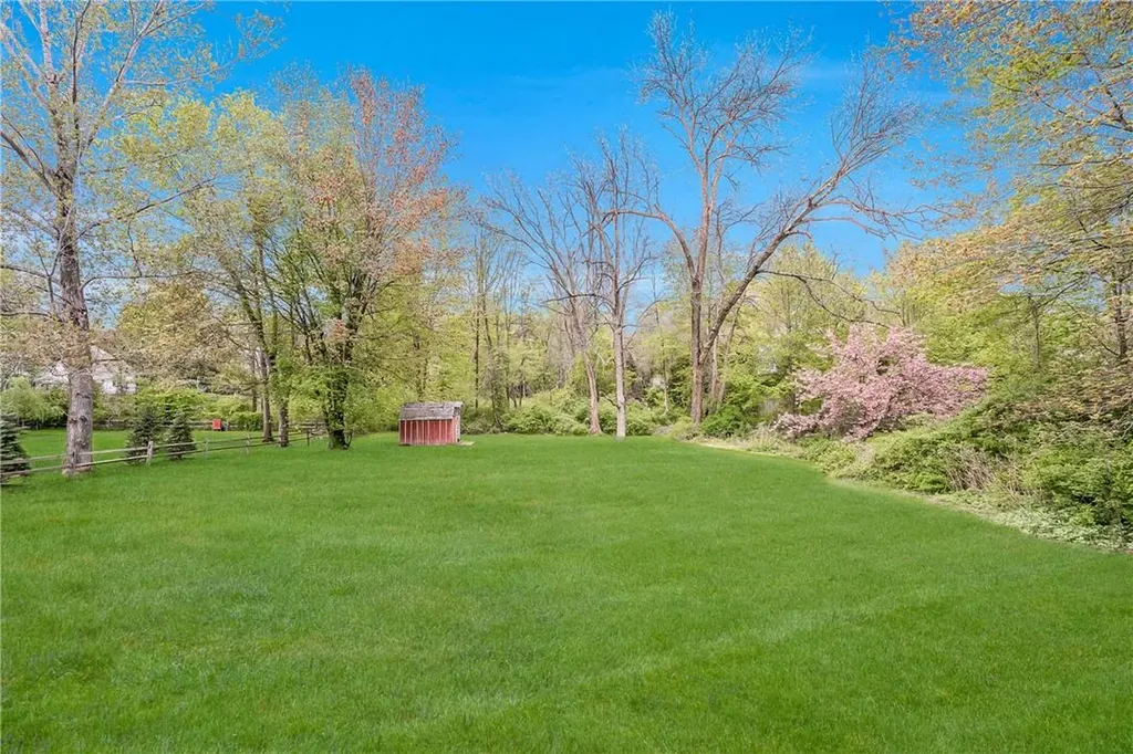 13 Loch Lane Rye Brook NY 10573