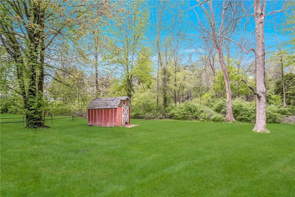 13 Loch Lane Rye Brook NY 10573