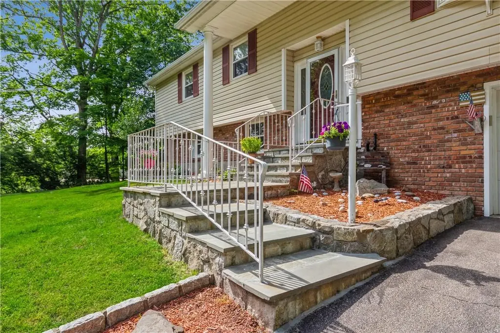 1318 Williams Drive Shrub Oak NY 10588