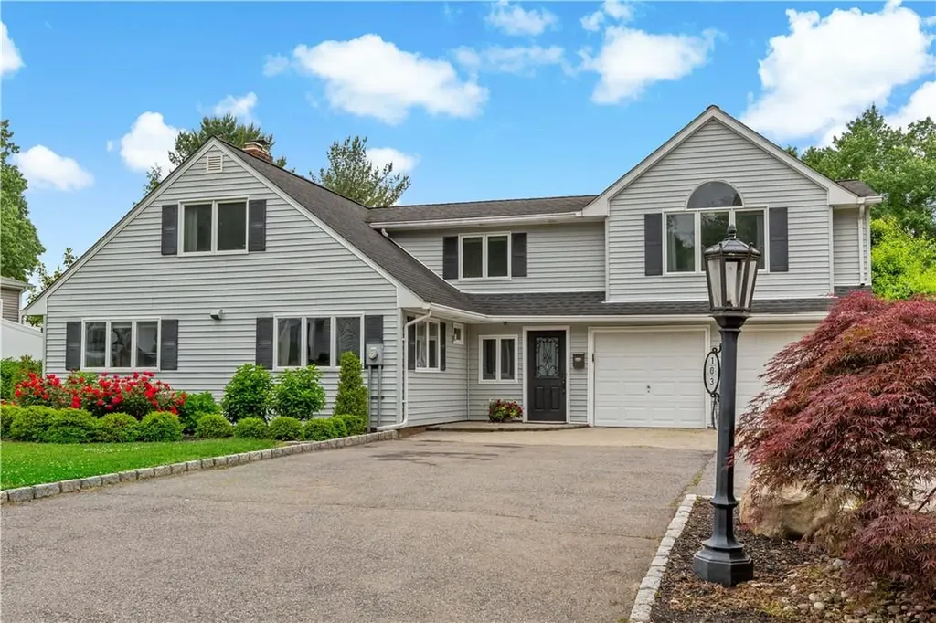 103 West Way Mount Kisco NY 10549