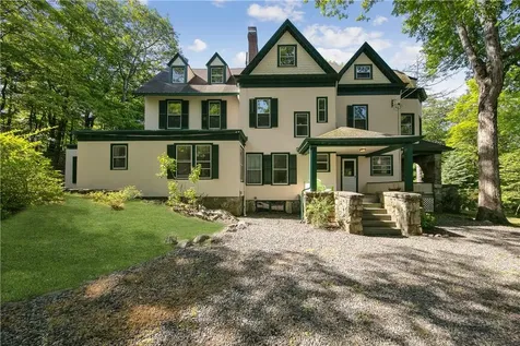 2 Serpentine Road Tuxedo Park NY 10987