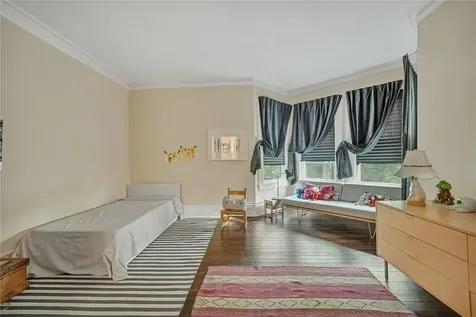 2 Serpentine Road Tuxedo Park NY 10987