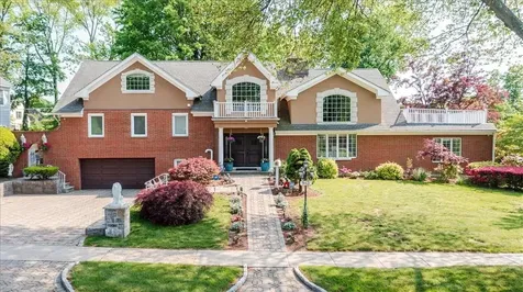 943 Washington Avenue Pelham NY 10803