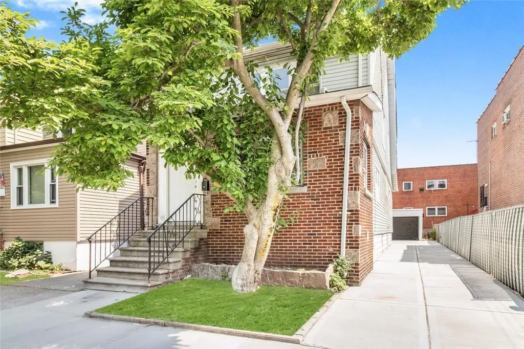 1028 Pierce Avenue Bronx NY 10461