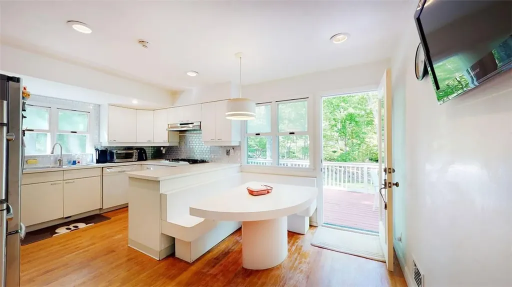 616 Douglas Road Chappaqua NY 10514