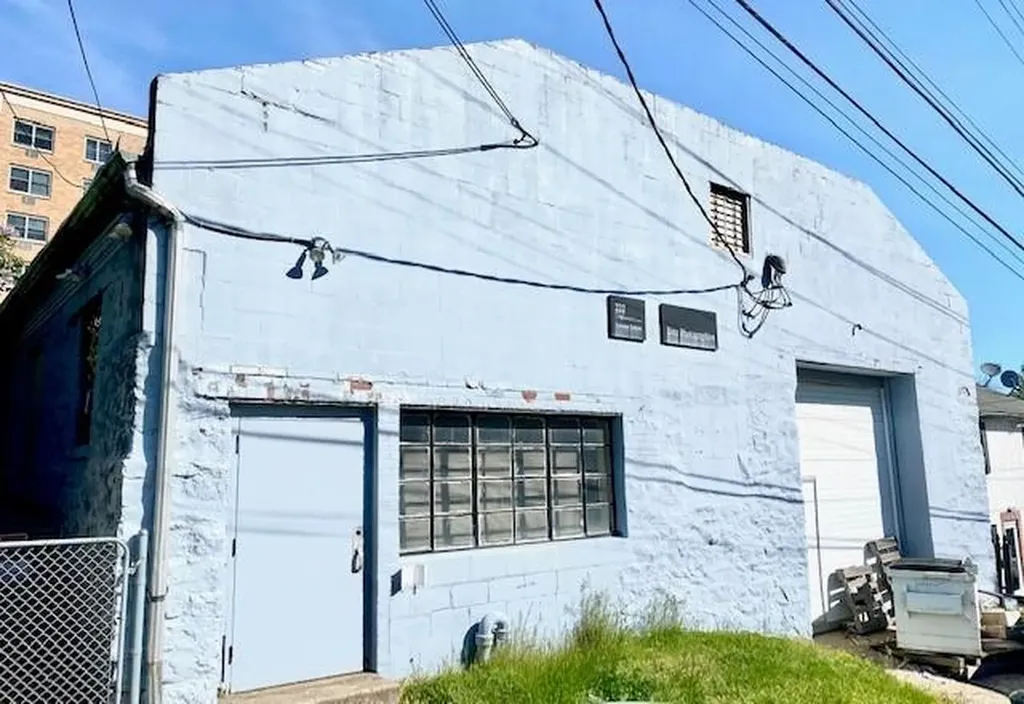 222 Valley Place Mamaroneck NY 10543