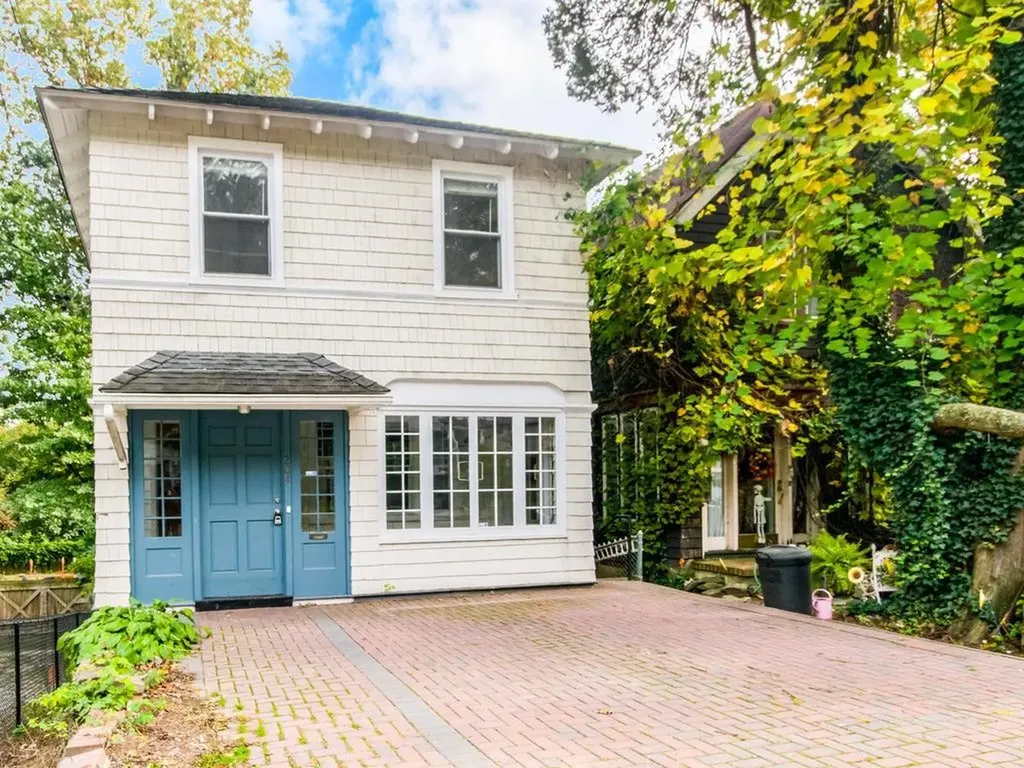 204 Parkview Avenue Bronxville NY 10708