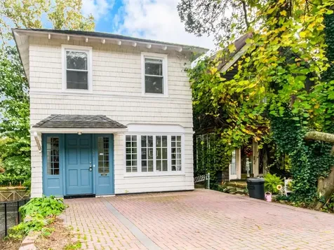 204 Parkview Avenue Bronxville NY 10708