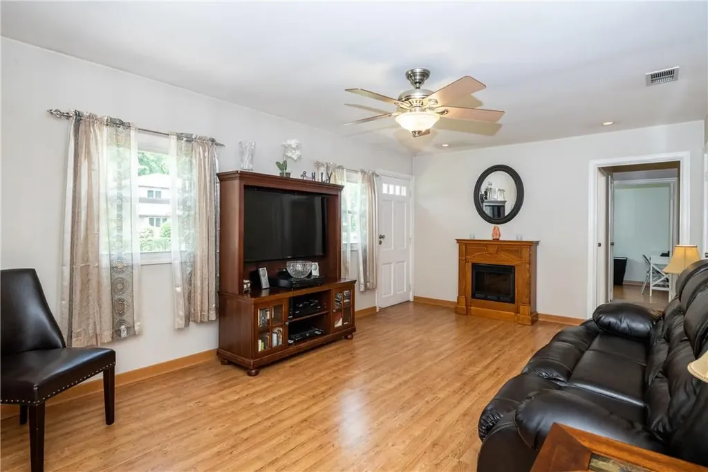 30 Reld Drive Pearl River NY 10965