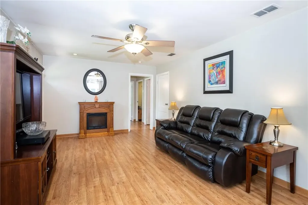 30 Reld Drive Pearl River NY 10965