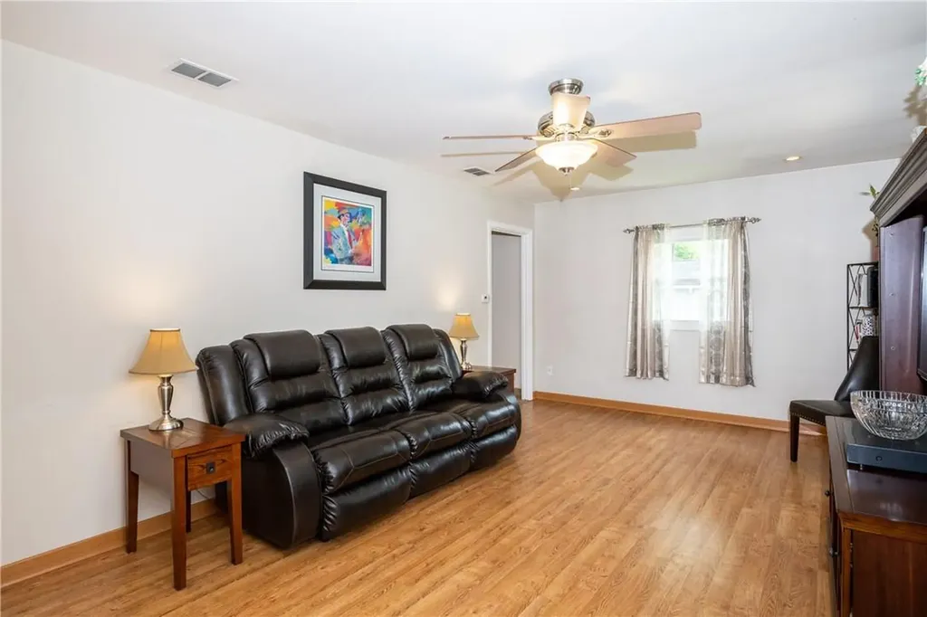 30 Reld Drive Pearl River NY 10965
