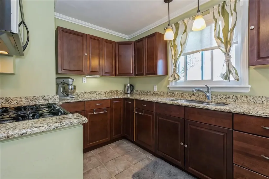 9 Francis Avenue Nyack NY 10960