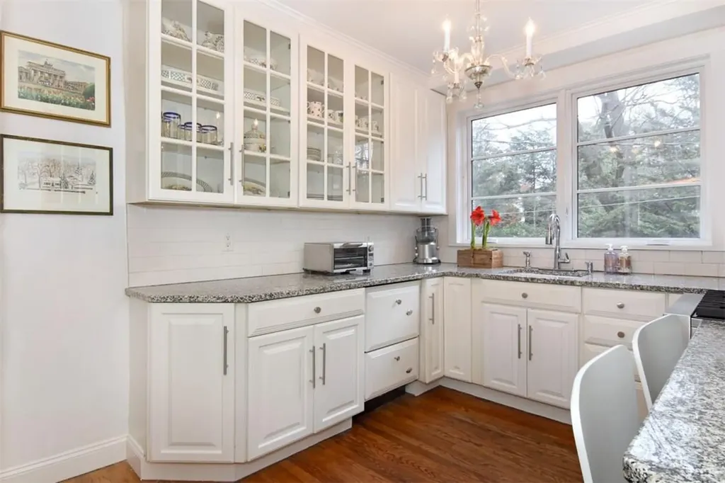 5 Park Avenue Terrace Bronxville NY 10708