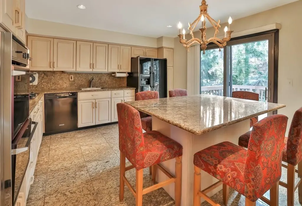 79 Tennyson Drive Nanuet NY 10954