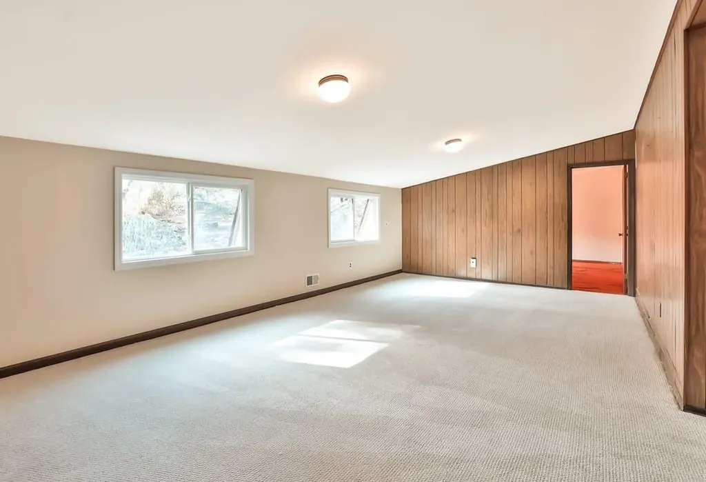 79 Tennyson Drive Nanuet NY 10954