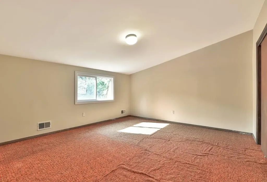 79 Tennyson Drive Nanuet NY 10954